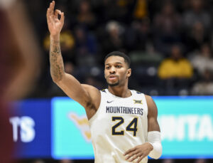 West Virginia forward Taj Thweatt enters NCAA Transfer Portal